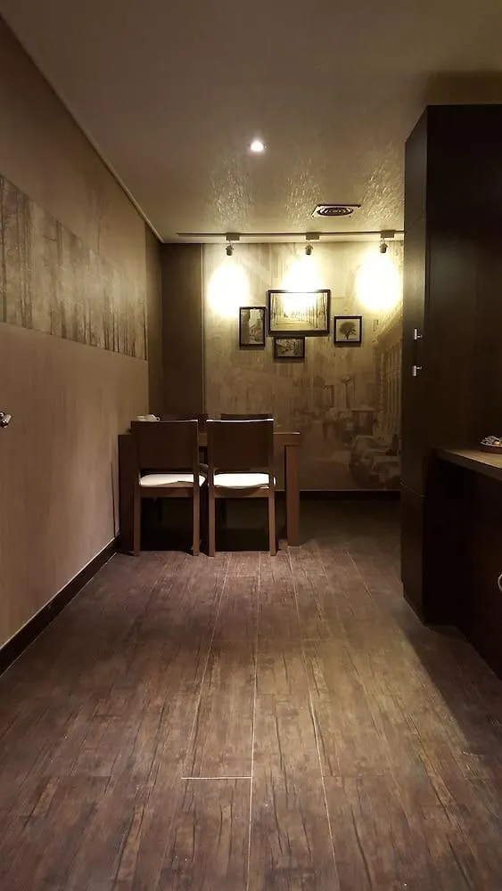 ** Motel Hotel Highland Güney Kore
